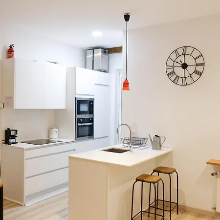 Apartament Grosso I Local Rentss *