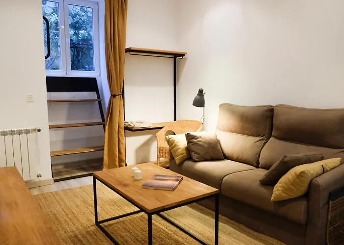 Grosso I Local Rentss Apartment